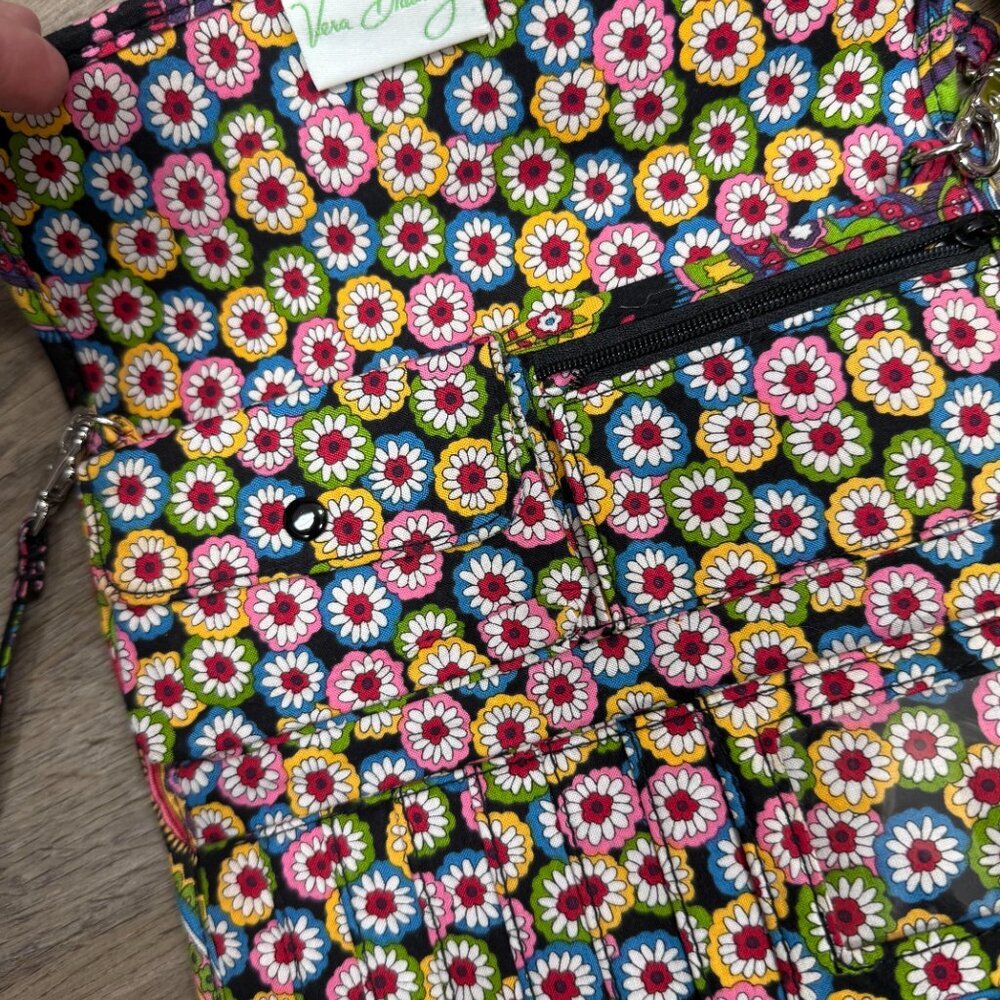 Vera Bradley Tri-Fold crossbody wallet Symphony in Hue - Picture 2 of 5